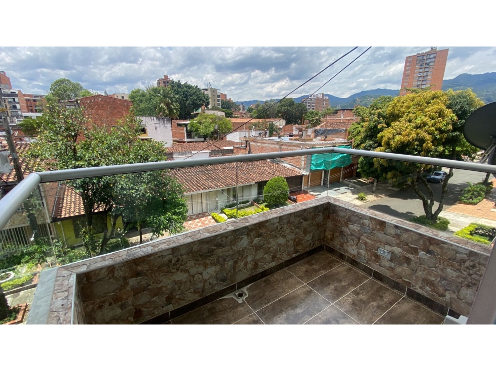 Apartamento en Venta La Floresta Medellin — foto 2