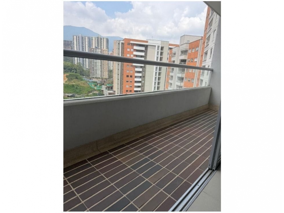 Venta de apartamento en Sabaneta, piso 18 — foto 3