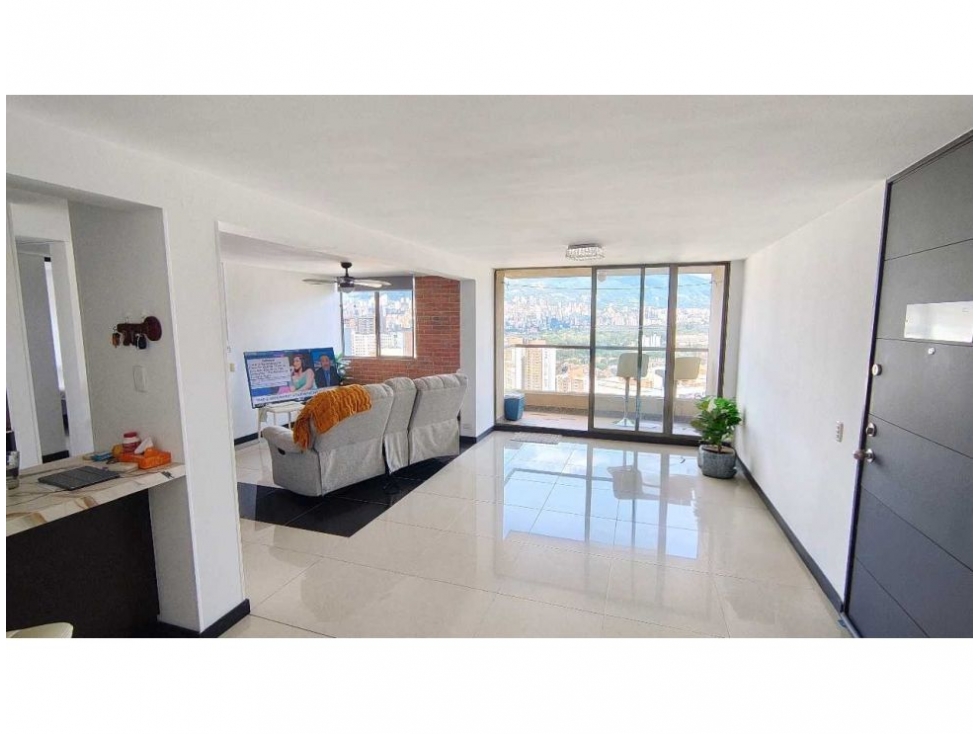 Apartamento en Venta Loma de Los Bernal Medellin — foto 2