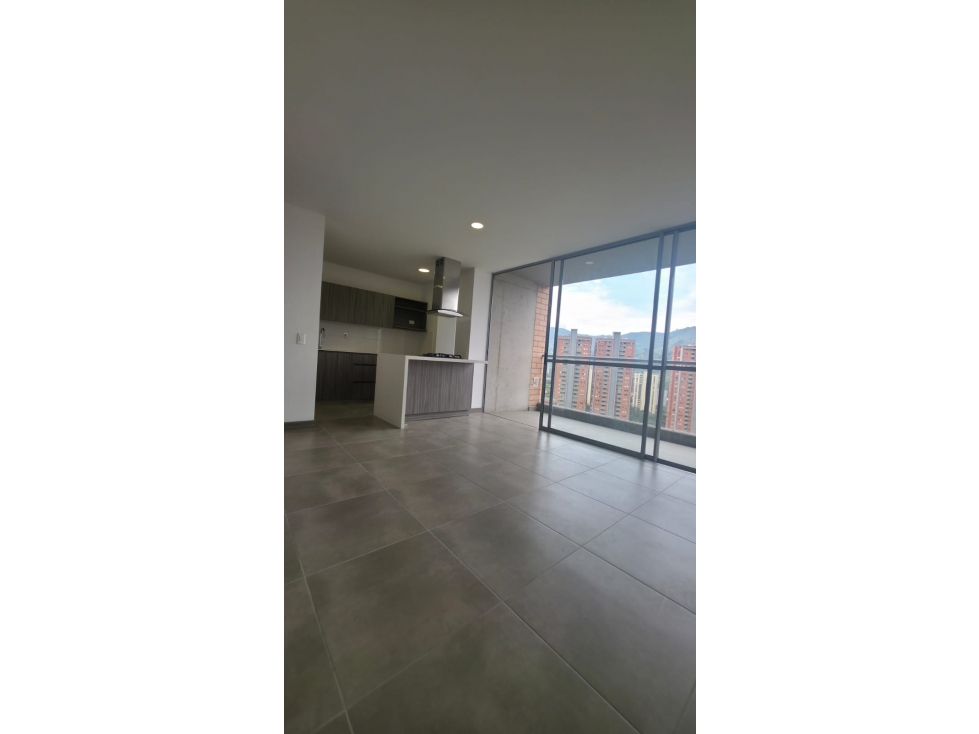 Venta de Apartamento en Suramérica, Itagui — foto 3