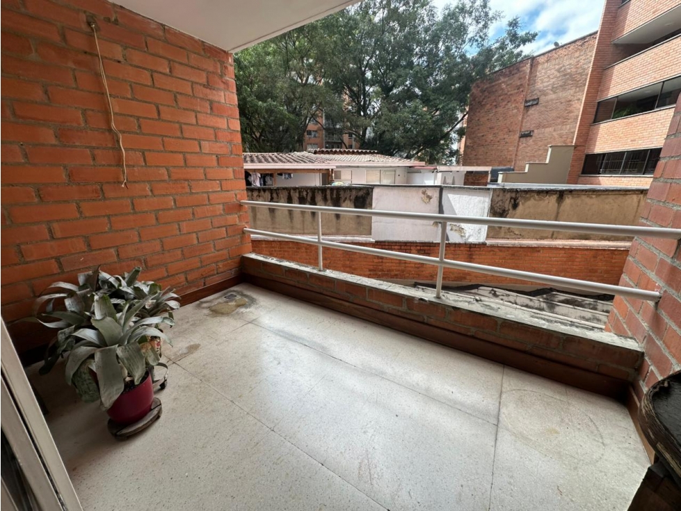 APARTAMENTO EN VENTA LAURELES EXCELENTE UBICACIÓN — foto 6