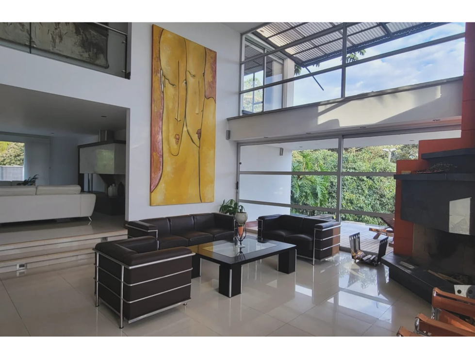 ENCANTADORA CASA EN VENTA O ARRIENDO, EL RETIRO
