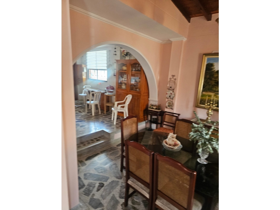 VENDO CASA LOTE EN SAN CRISTOBAL