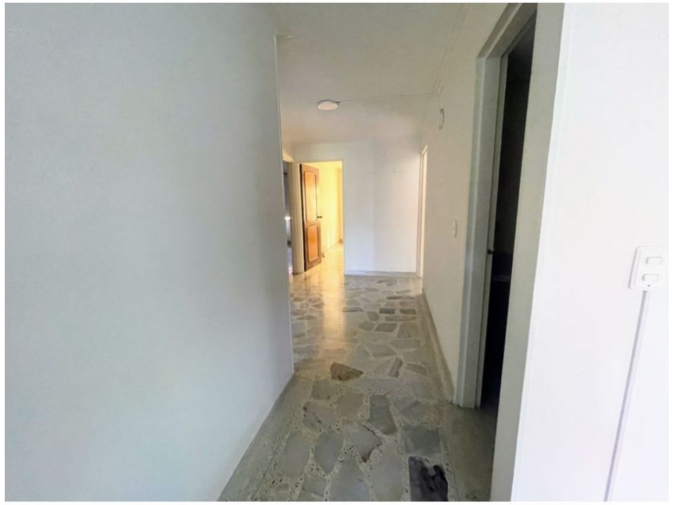 Amplio Apartamento en Laureles cerca a la UPB — foto 6