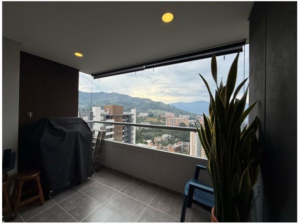 Venta de Apartamento Loma del Escobero, Envigado - 2
