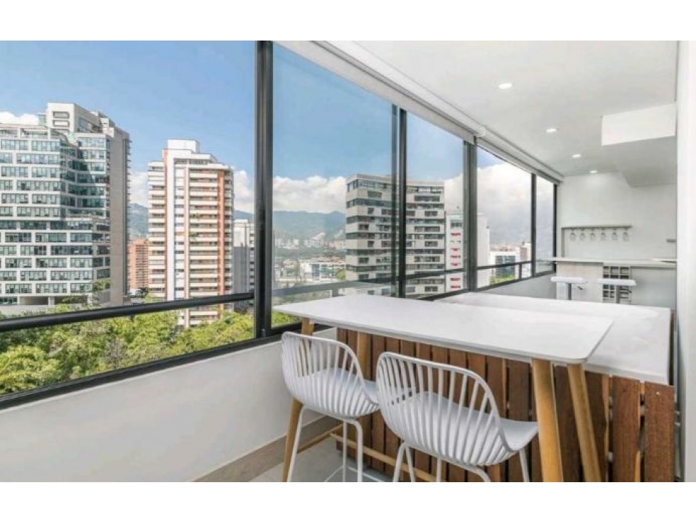 VENDO PENTHOUSE POBLADO MILLA DE ORO — foto 2