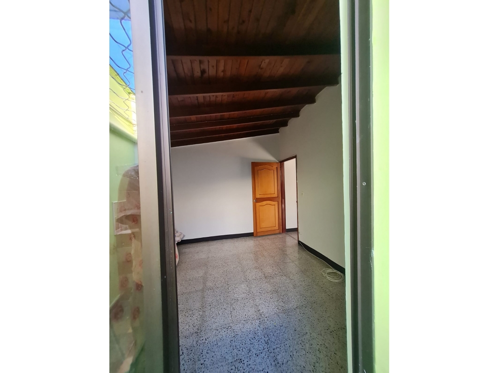 Casa esquinera 2 piso en edificio a la venta en Belén malibú — foto 4