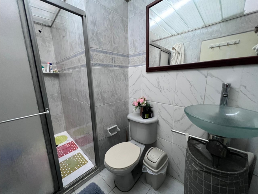 Vendo apartamento Avenida Nutibara (interno) sin administración — foto 2