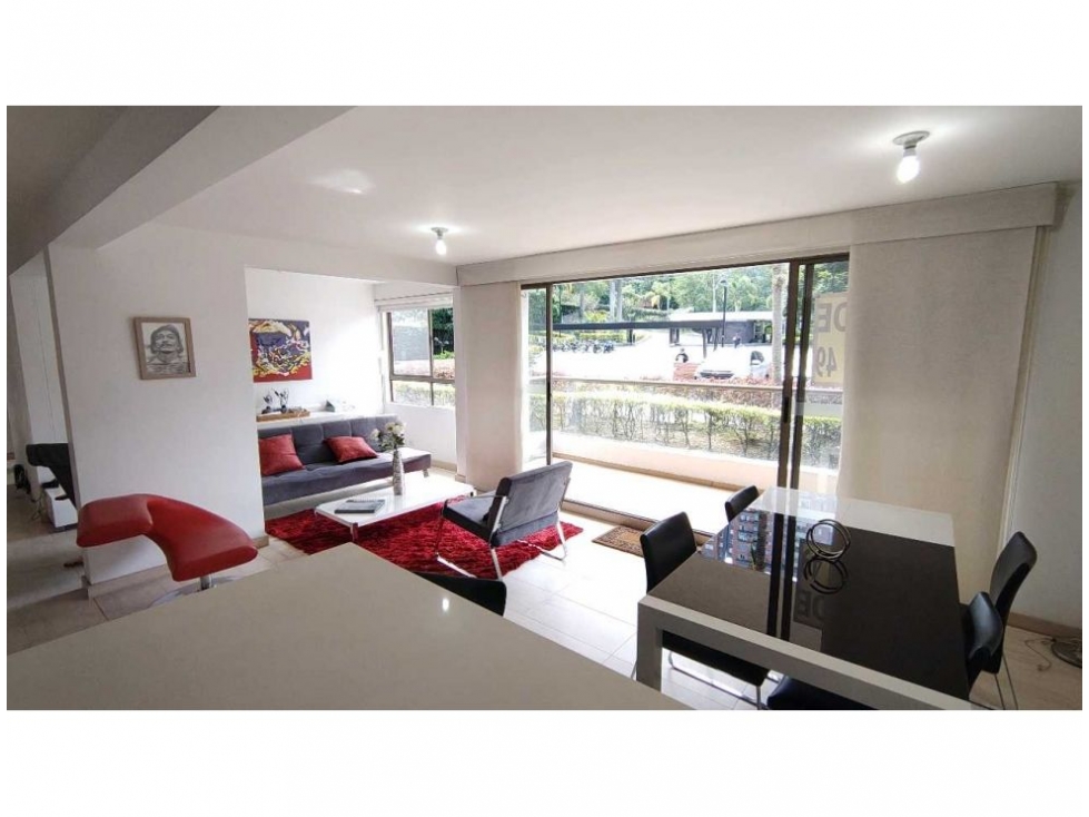 Apartamento en Venta Loma de Los Bernal Medellin