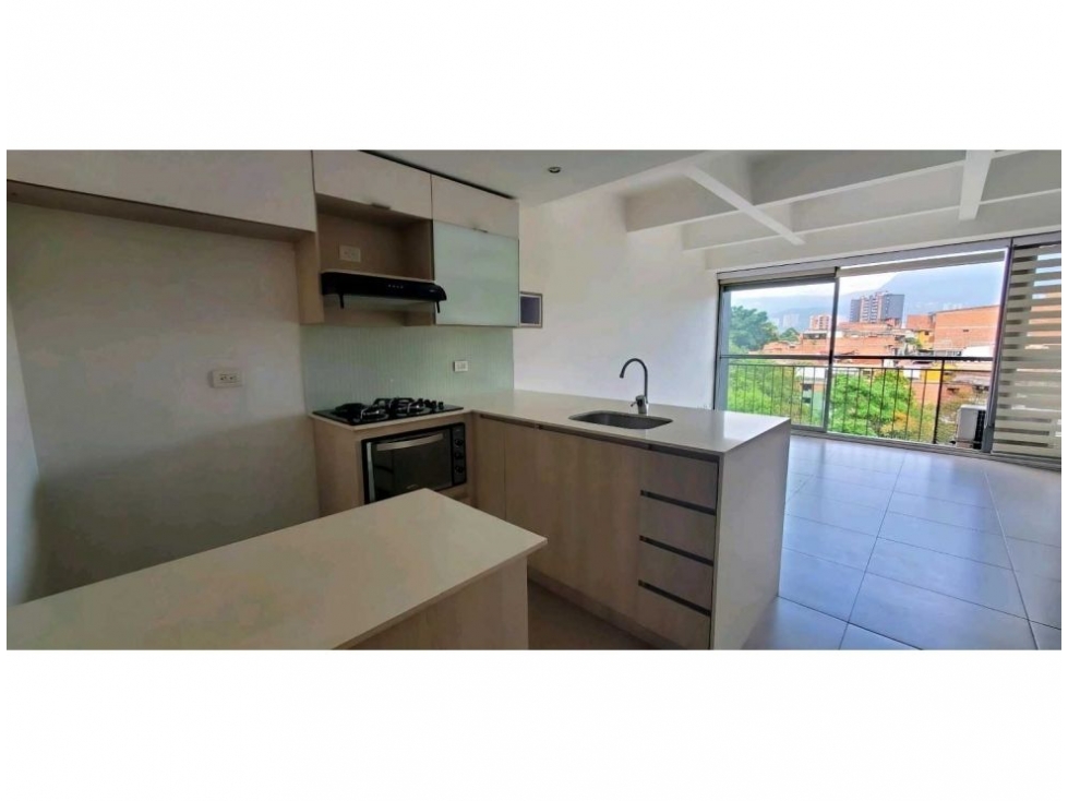 Apartamento en Venta Loma de Los Bernal Medellin