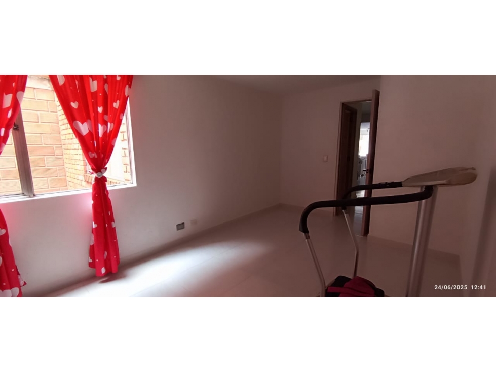 VENDO APARTAMENTO EN LA AMERICA — foto 5