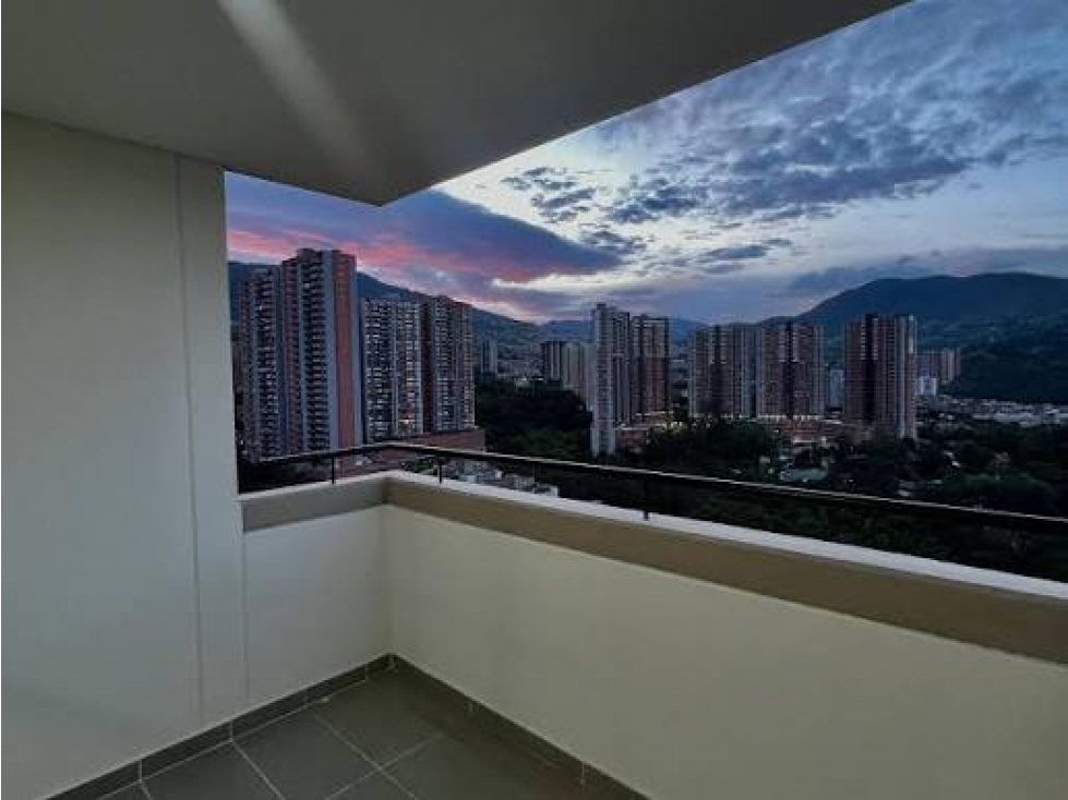 CESION DE DERECHOS, de Apartamento en Venta Suramerica Itagüi