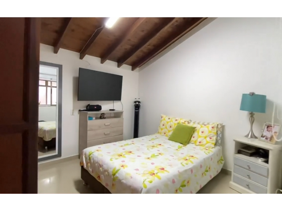 VENDO CASA ENVIGADO BARRIO MESA — foto 2