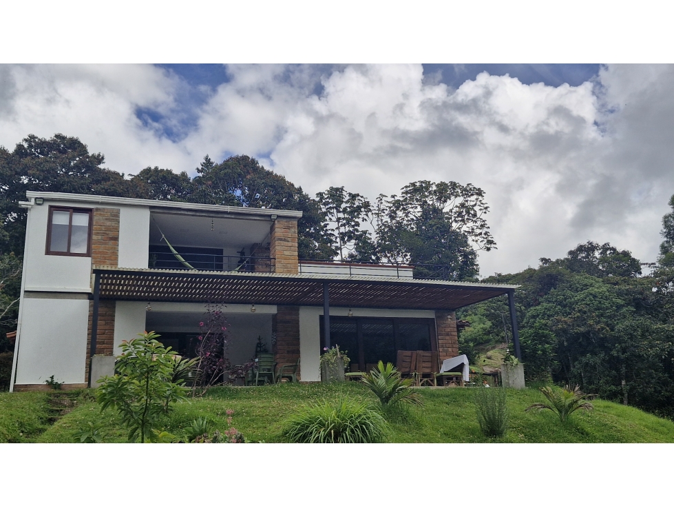 CASA CAMPESTRE EN VENTA EL RETIRO - 1