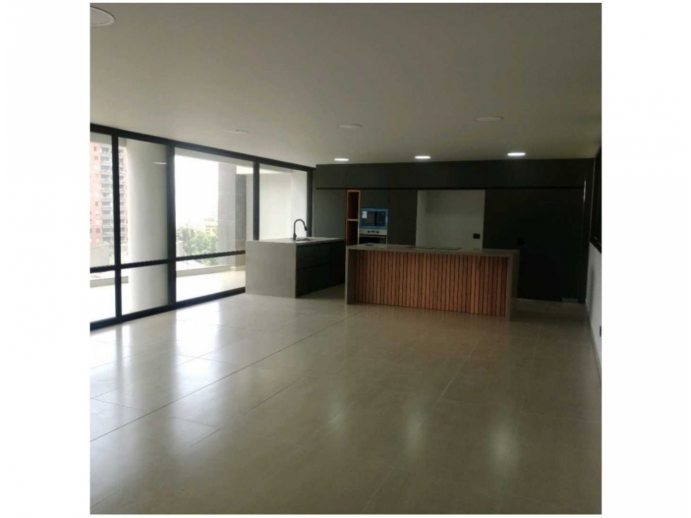 Apartamento en venta moderno, El Poblado Tesoro, 3 parqueaderos — foto 5