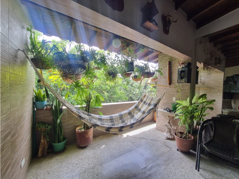Apartamento en venta en los Colores-Estadio 114 mt² 5to piso — foto 2