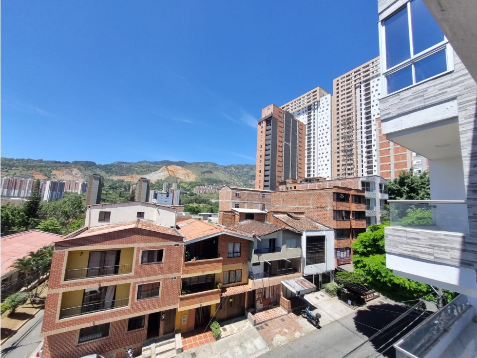 Apartamento en venta de 97m² 4to piso en Cabañitas — foto 5