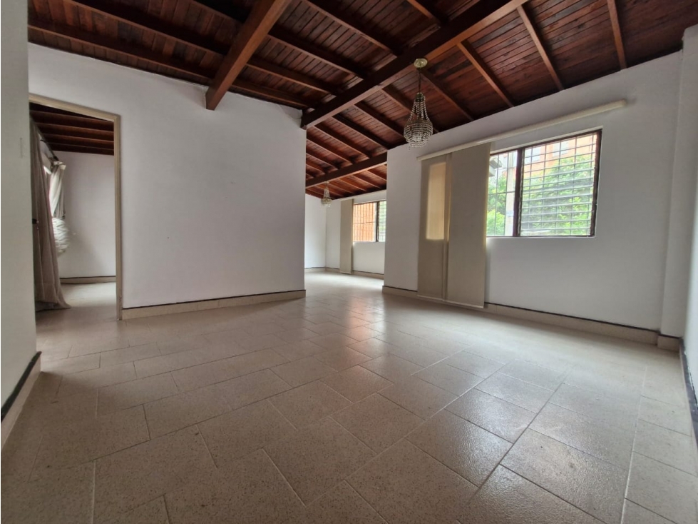 CASA EN VENTA CALASANZ