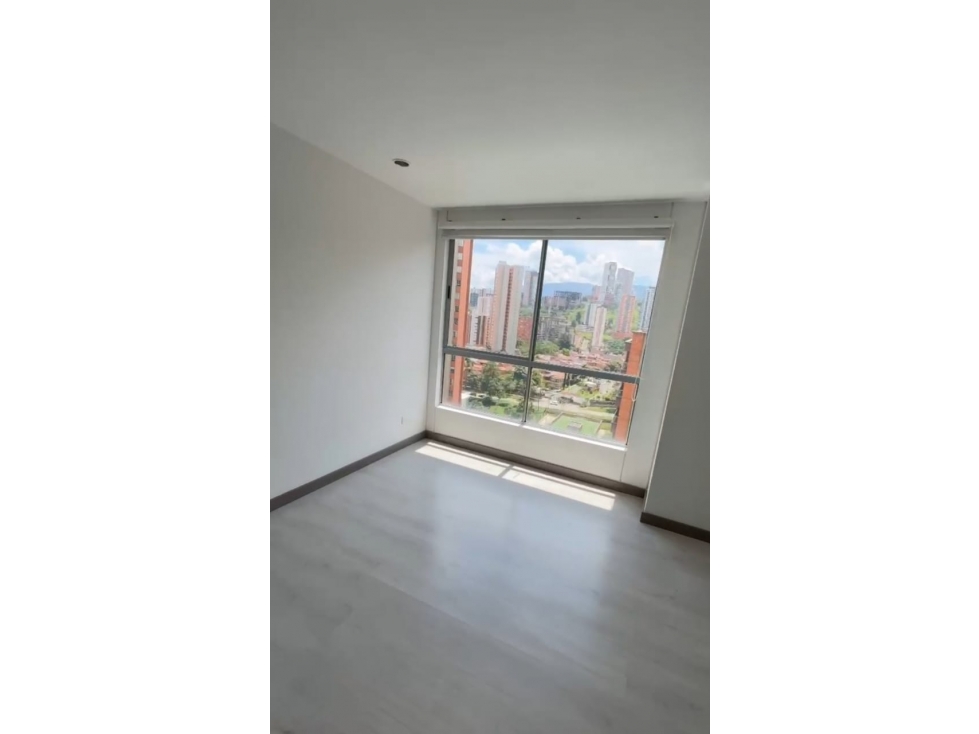 Apartamento en Venta Loma San Jose Sabaneta — foto 4