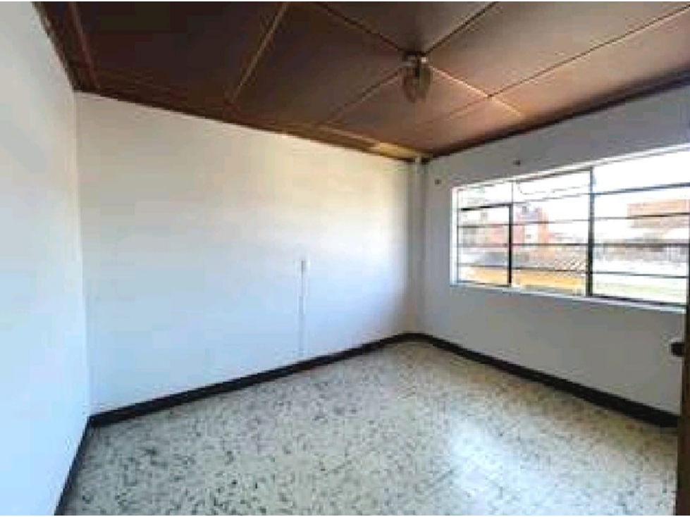 Casa lote en venta Villa hermosa, a dos cuadras del parque — foto 4