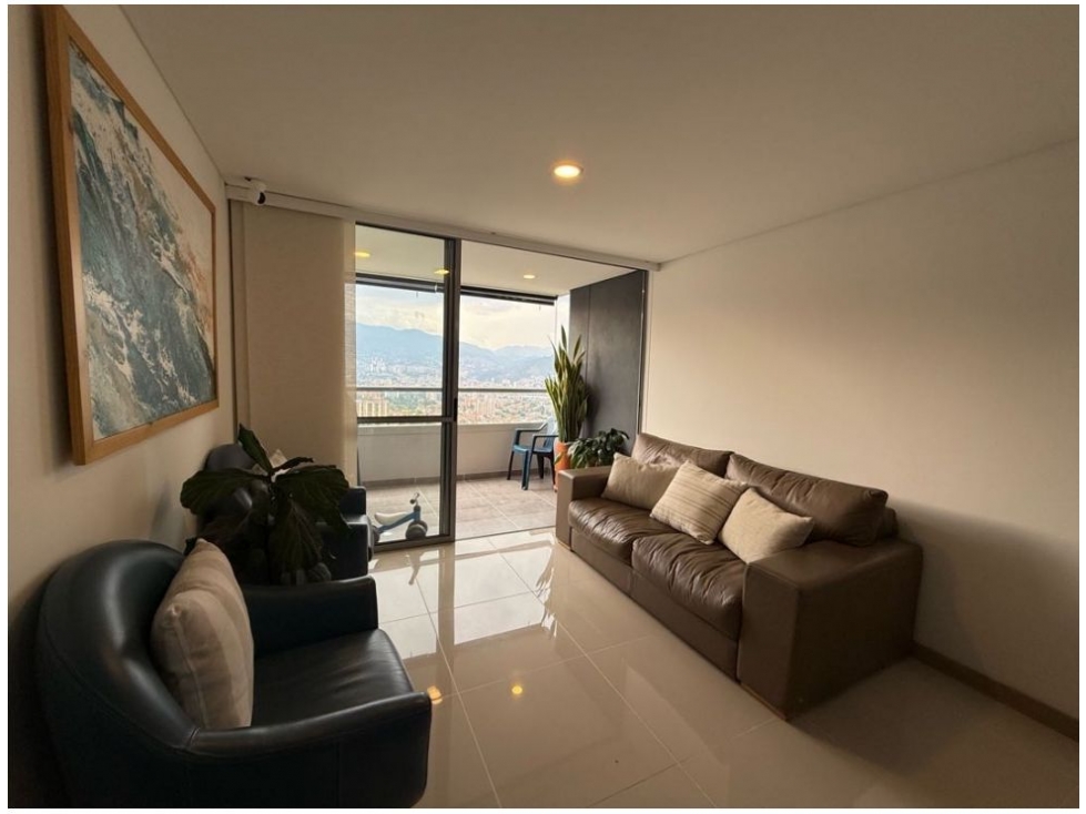Venta de Apartamento Loma del Escobero, Envigado - 3