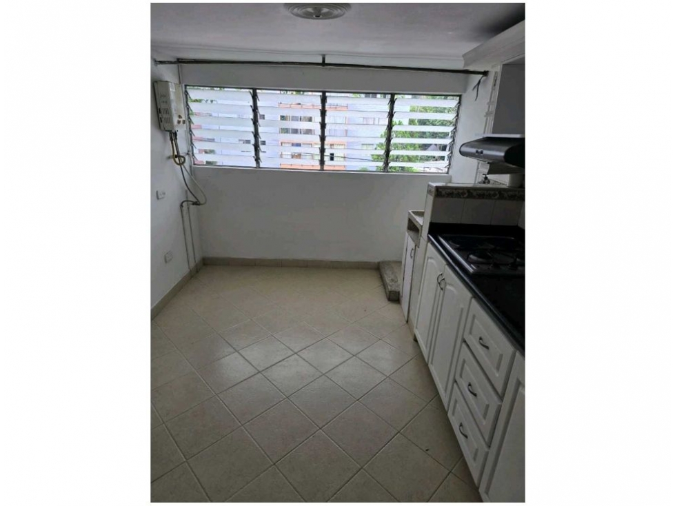 Venta de Apartamento en La Milagrosa, precio de oportunidad — foto 3