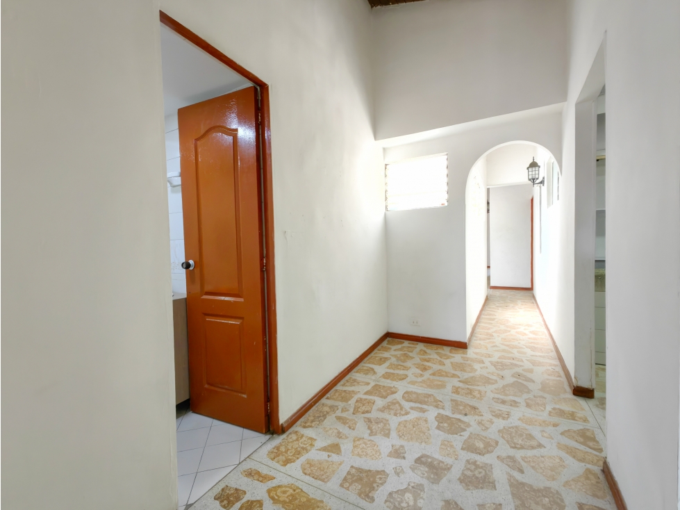 Apartamento en Prado Centro, Construcción Tradicional, Último Piso — foto 3