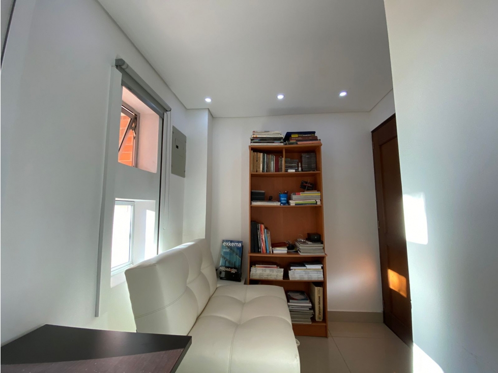 Oficina a la venta en Laureles 170 millones — foto 3
