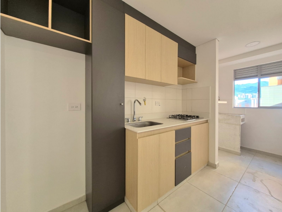 Venta apartamento 56,65m2 con parqueadero y cuarto útil, Itagüí — foto 4