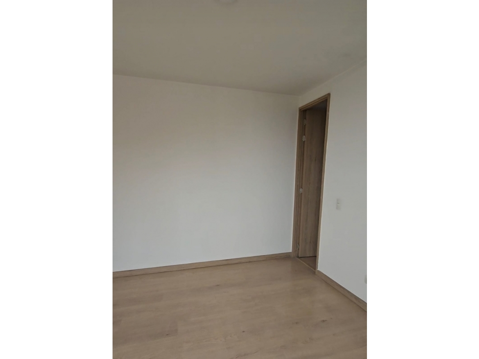 VENDO APARTAMENTO EN SURAMERICA — foto 5
