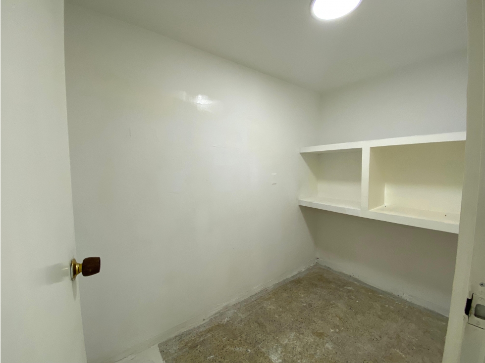 VENTA DE CONSULTORIO EN EL CENTRO, MEDELLÍN — foto 4