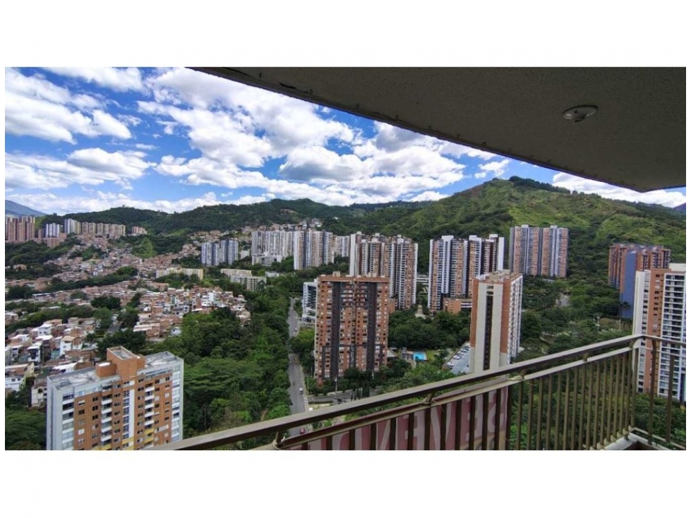 Apartamento en Venta Loma de Los Bernal Medellin — foto 3