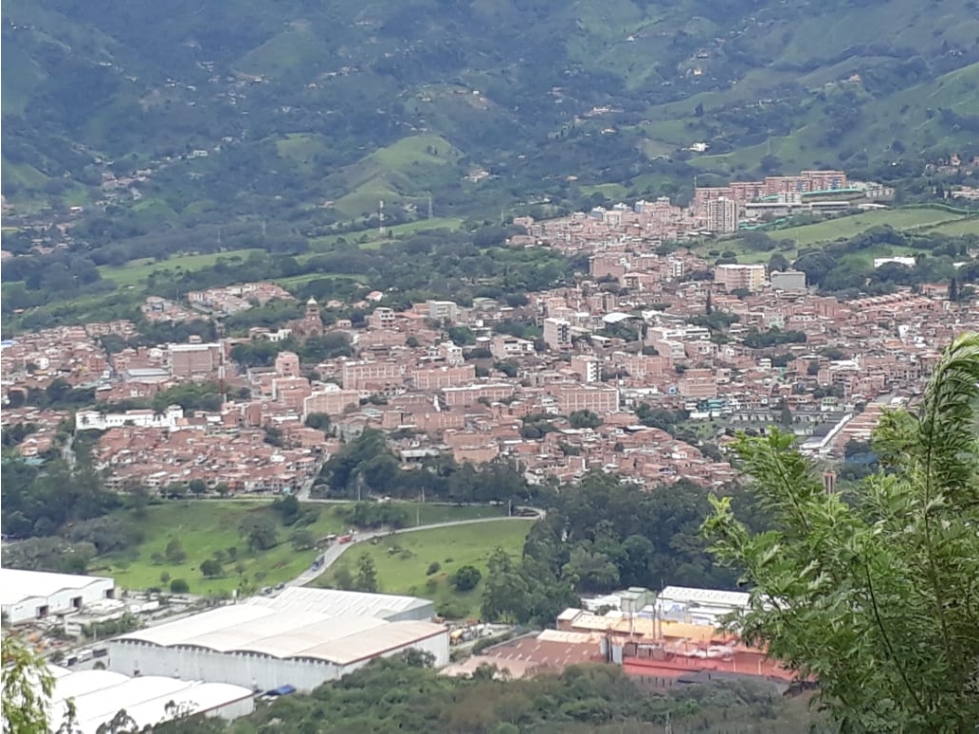VENDO LOTE EN GIRARDOTA