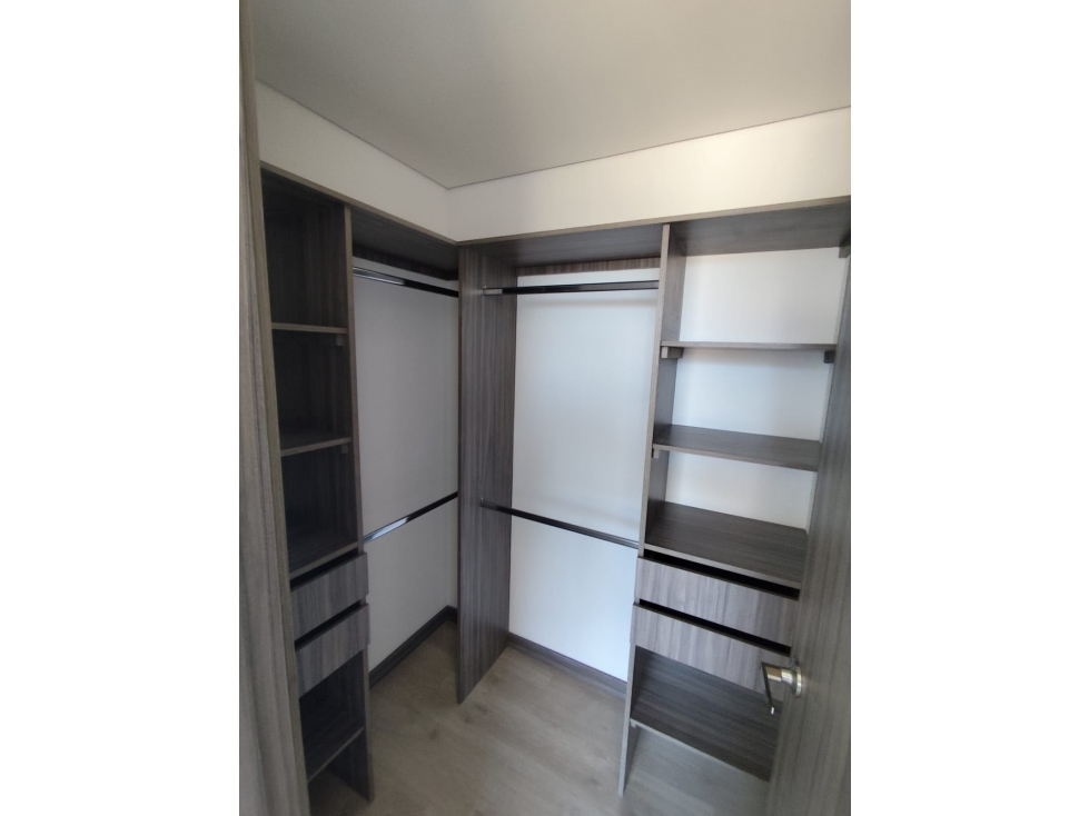 VENDO APARTAMENTO EN SURAMERICA — foto 3
