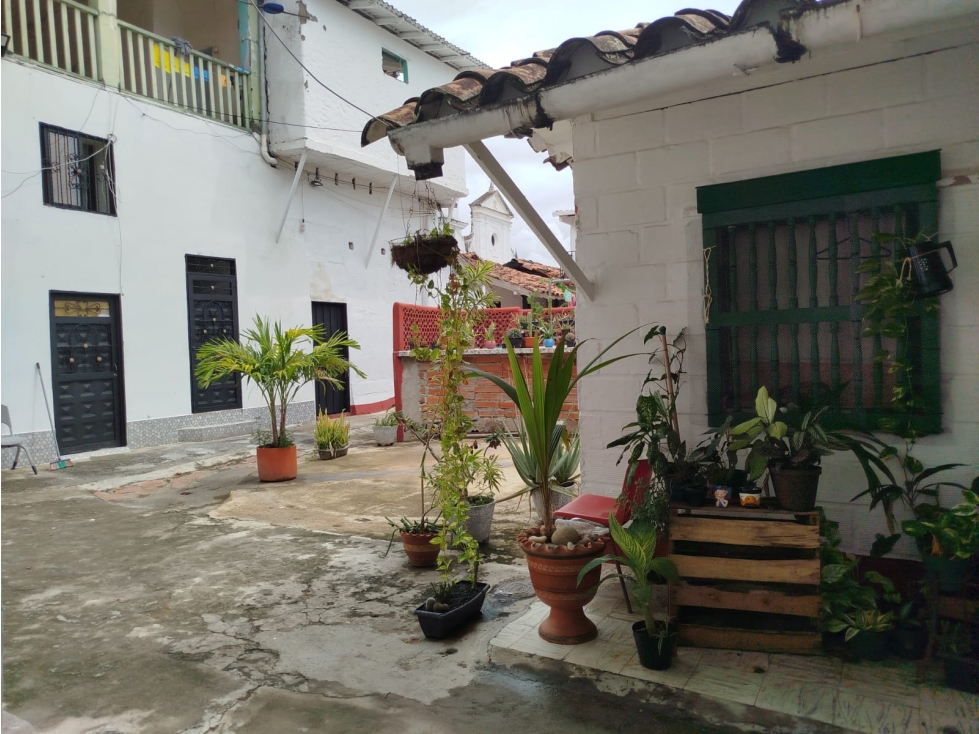Casa en parque de Santa fe de Antioquia para inversión en rentas — foto 4