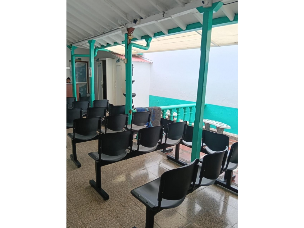 VENDO CASA SANTA FE DE ANTIOQUIA CERCA AL PARQUE PRINCIPAL — foto 3