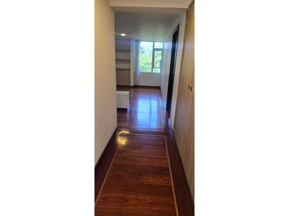 VENDO O ARRIENDO APARTAMENTO POBLADO MILLA DE ORO — foto 4