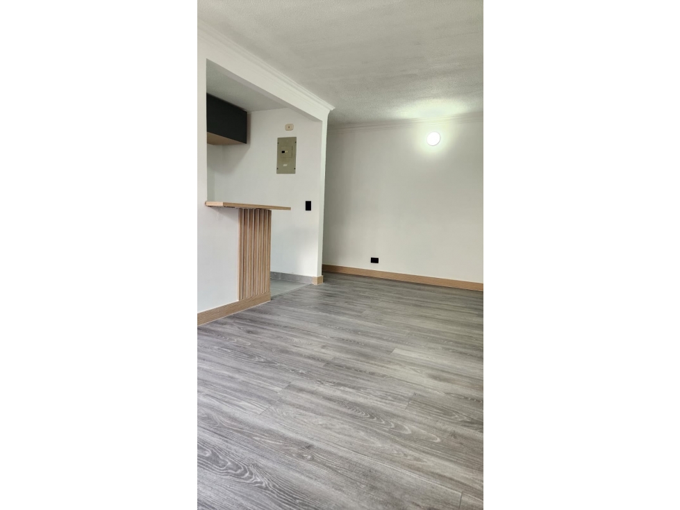 Venta de Apartamento Remodelado para estrenar en Belén Rincón — foto 4