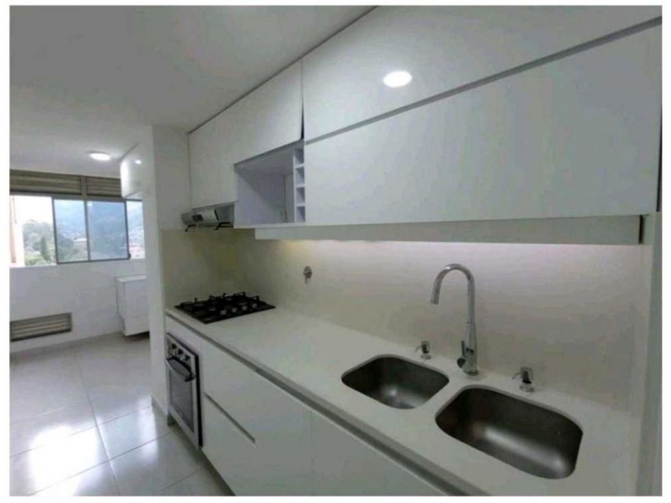 Apartamento en Venta Loma de los Bernal Medellin — foto 4