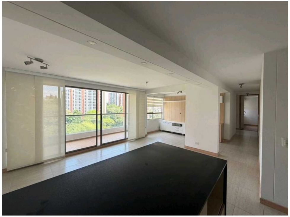 Apartamento en Venta Loma de Los Bernal Medellin