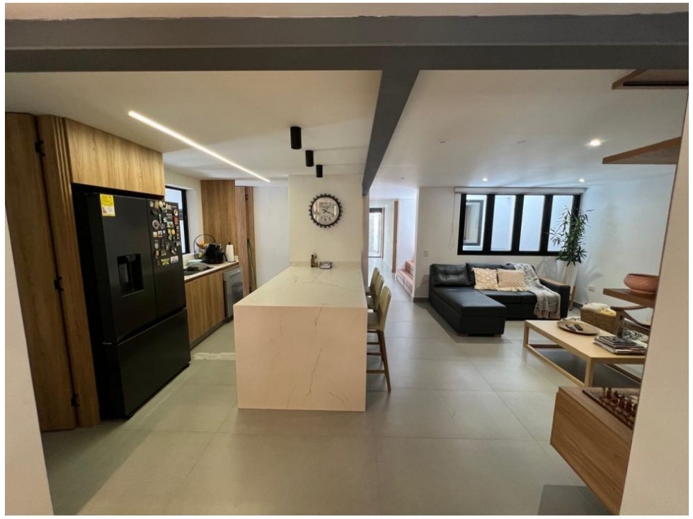 EXCELENTE CASA PRIMER PISO EN VENTA LAURELES NOGAL