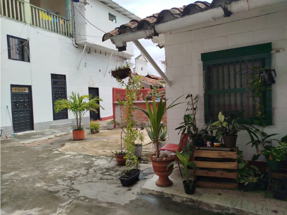 Casa en parque de Santa fe de Antioquia para inversión en rentas — foto 5