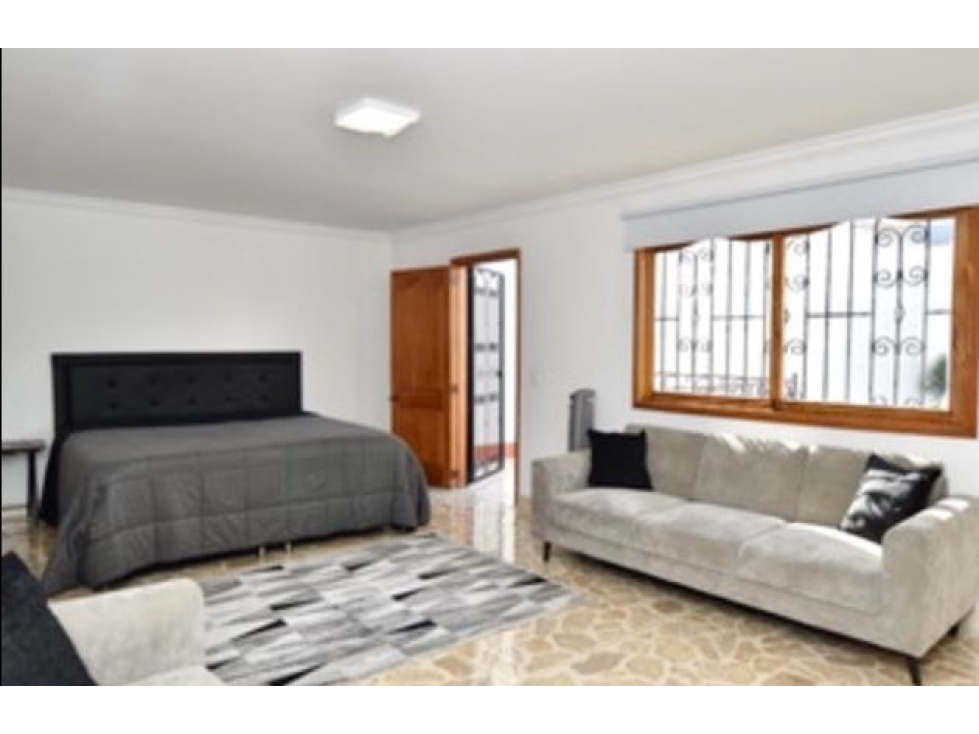 Vendo espectacular casa unifamiliar en Medellín Laureles! — foto 5
