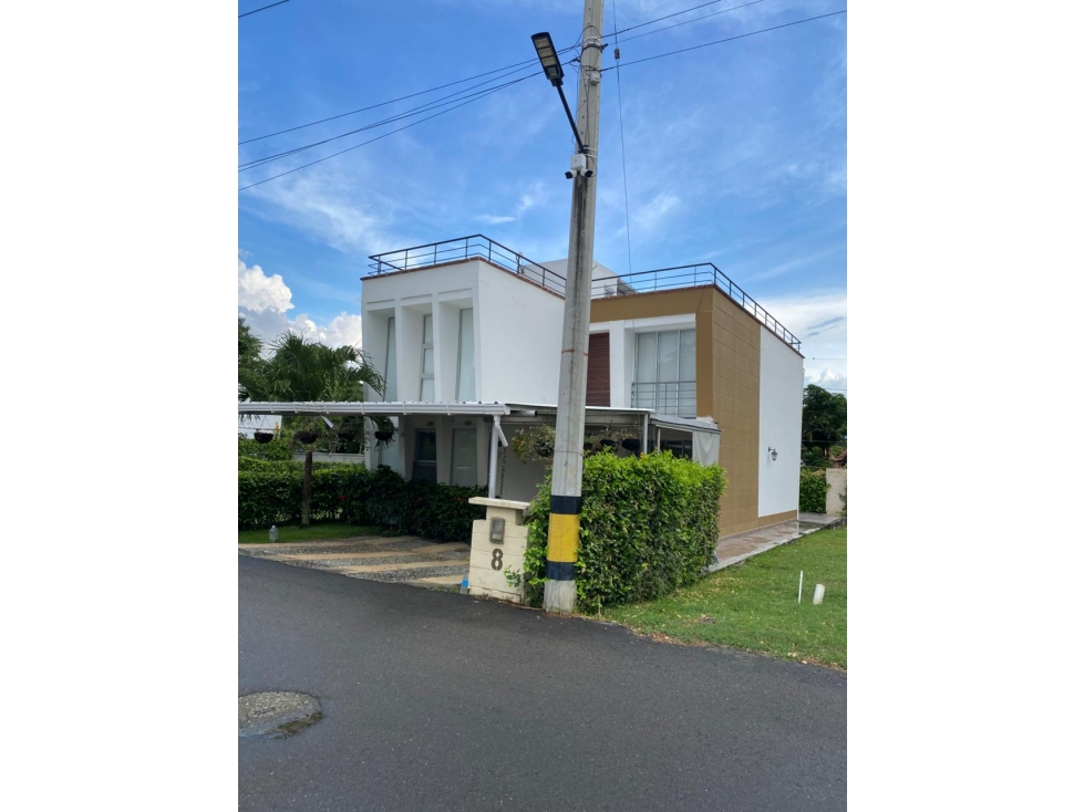 VENDO CASA SANTA FE DE ANTIOQUIA