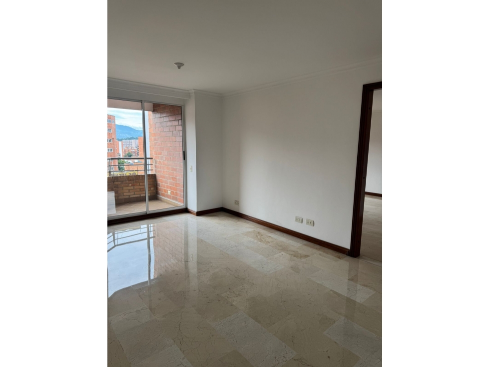 Apartamento en Venta 1r Parque Laureles Medellin — foto 2
