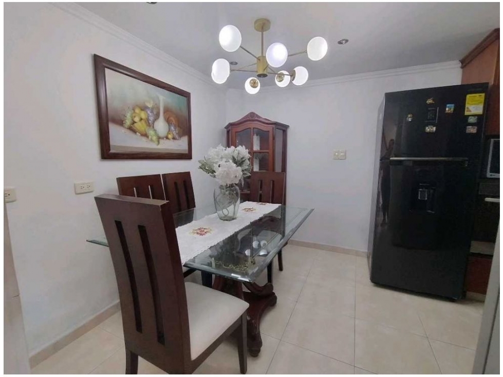 Casa en Venta unifamiliar en uniodad cerrada Calasanz Medellin — foto 3