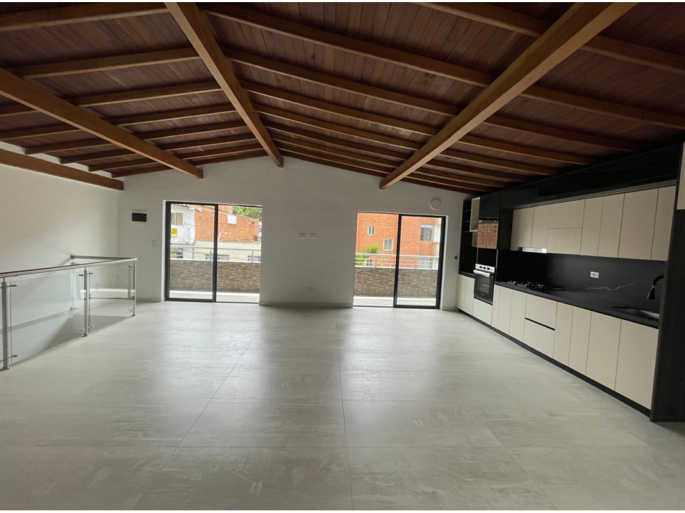 CASA EN VENTA TERCER PISO BELÉN MIRAVALLE