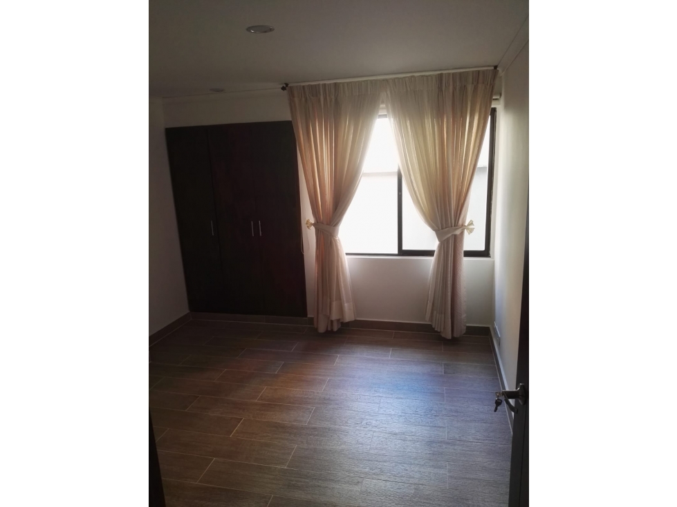 VENDO APARTAMENTO LAURELES — foto 6