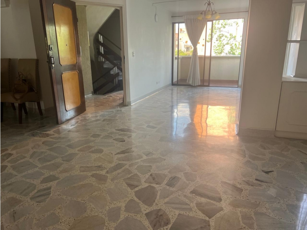 VENTA DE APARTAMENTO EN LAURELES — foto 2