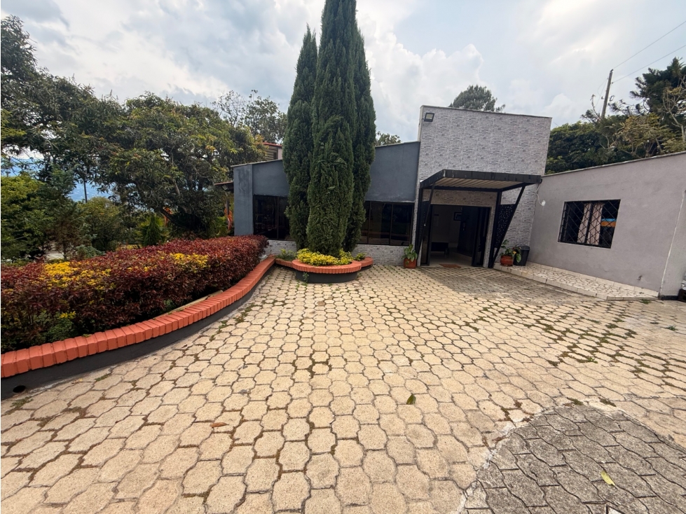 FINCA EN COPACABANA, VEREDA EL ZARZAL